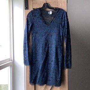 Long-sleeved Navy Lace Dress